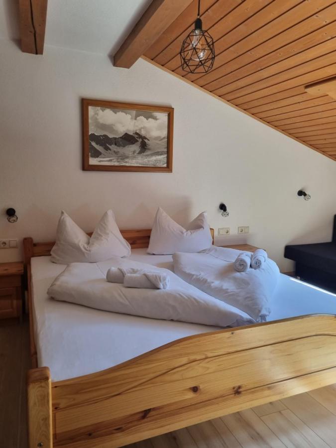 Bed and Breakfast Haus Marinus Йерценс Экстерьер фото