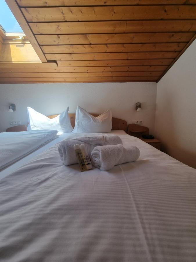 Bed and Breakfast Haus Marinus Йерценс Экстерьер фото
