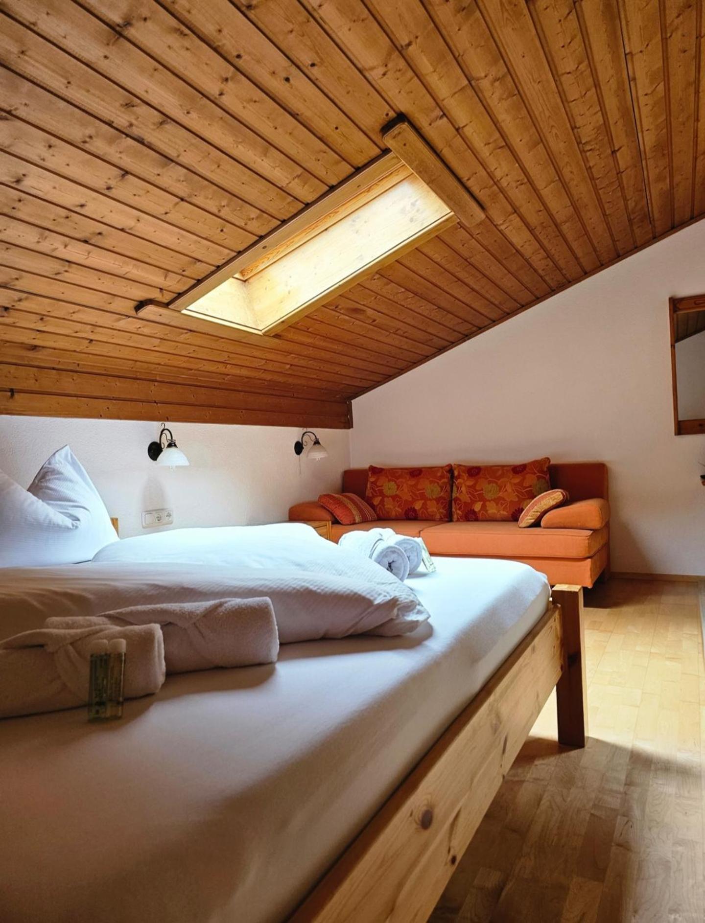 Bed and Breakfast Haus Marinus Йерценс Экстерьер фото