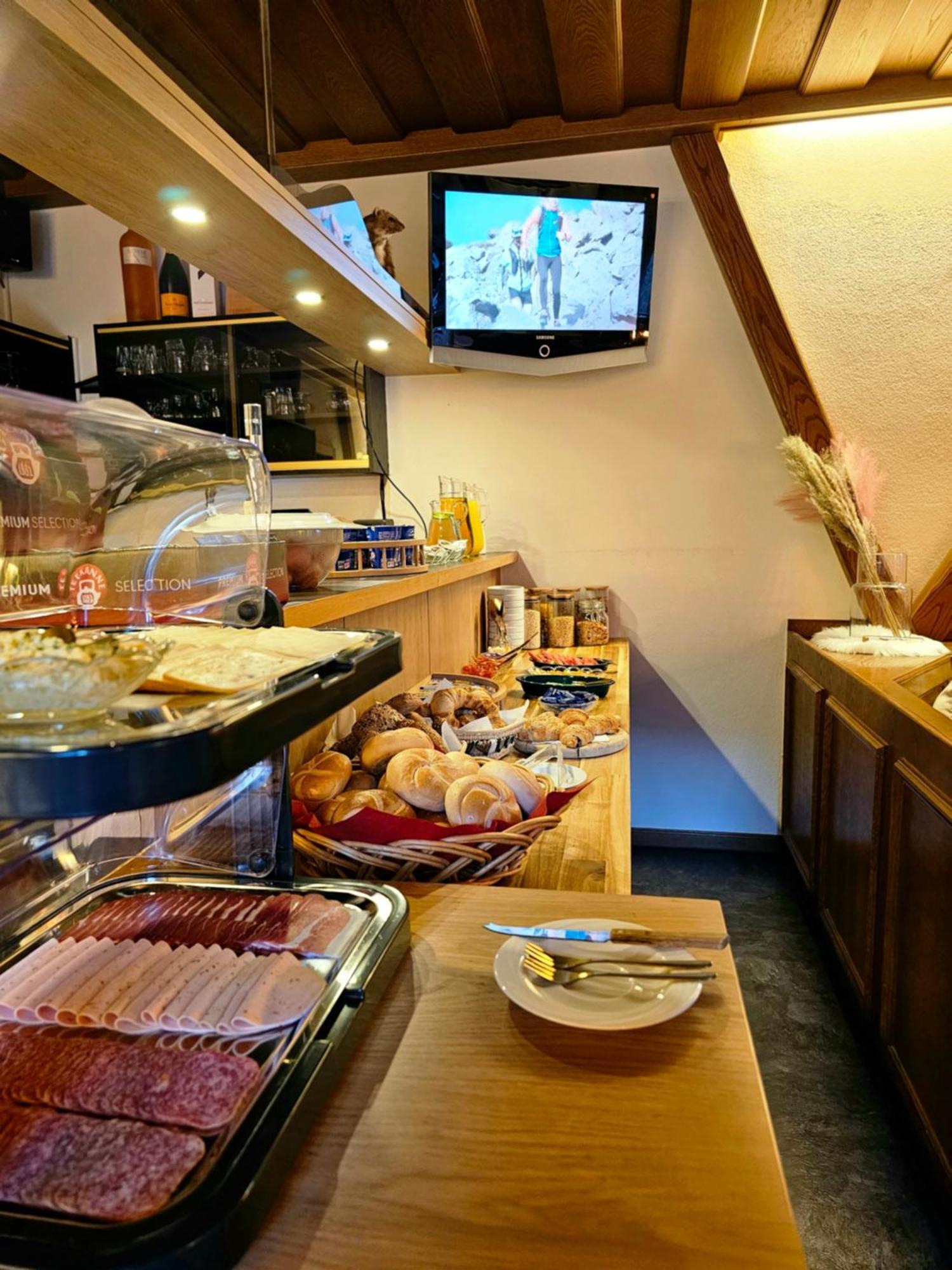 Bed and Breakfast Haus Marinus Йерценс Экстерьер фото
